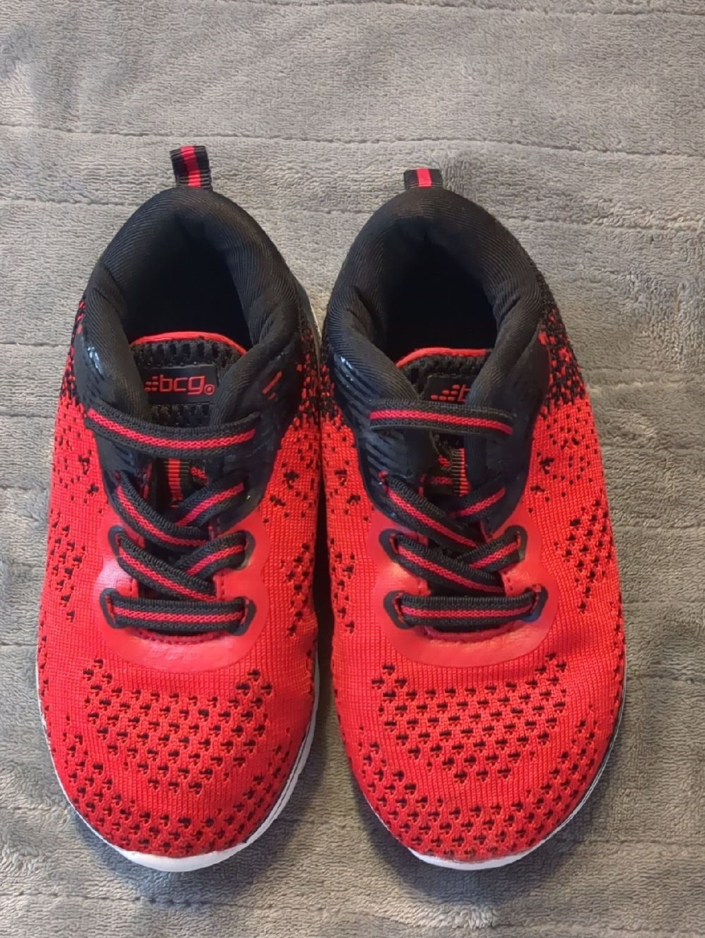 BCG toddler boys' Super Charge red and black athletic running shoes.